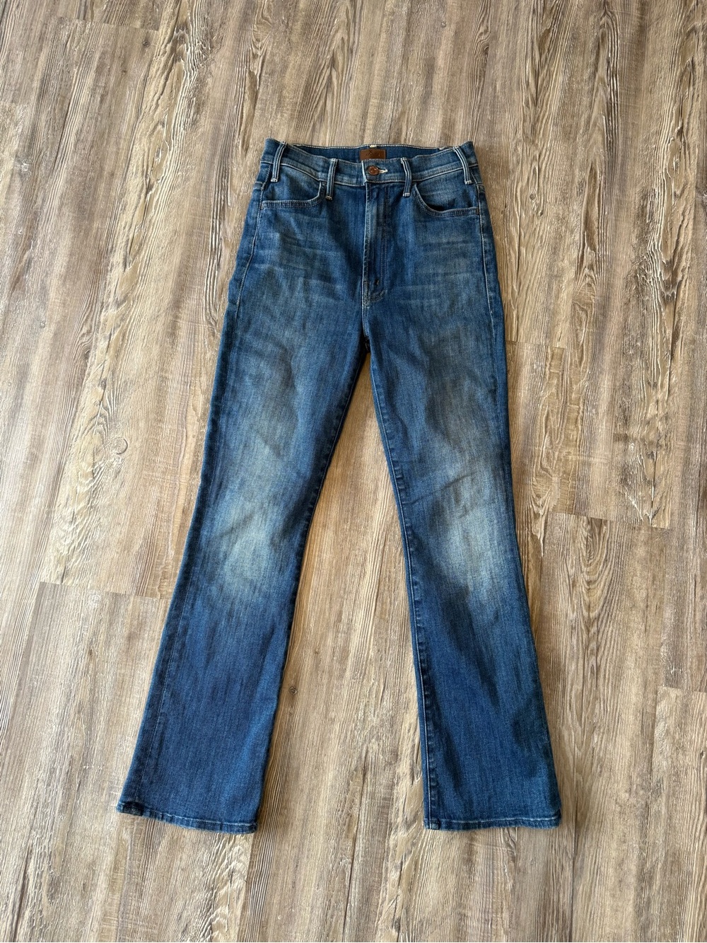 MOTHER The Hustler Ankle Jean Size 26 Medium Dark Wash Ankle Flare High Rise